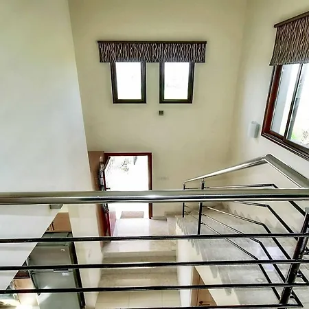 Olivia Coral Villa