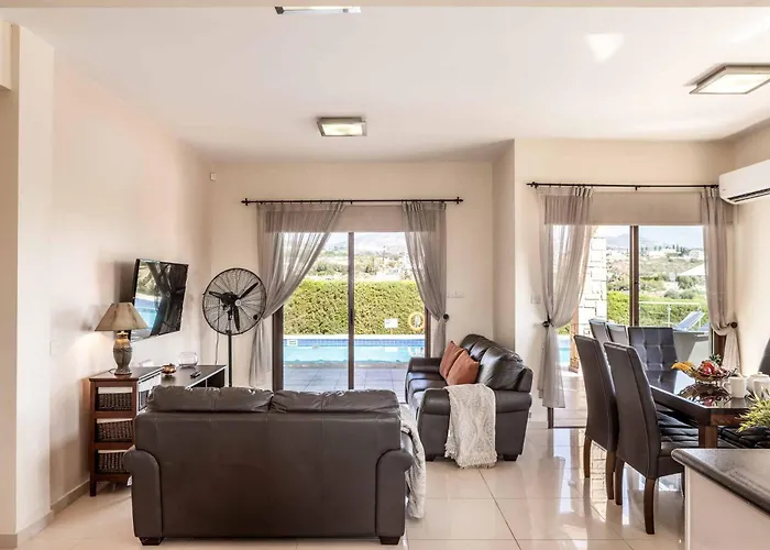 Vila Olivia Coral Pegeia